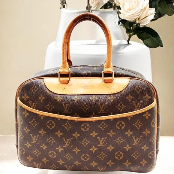 Louis Vuitton Deauville Brown Monogram Handbag- AUTHENTIC - Picture 10 of 10